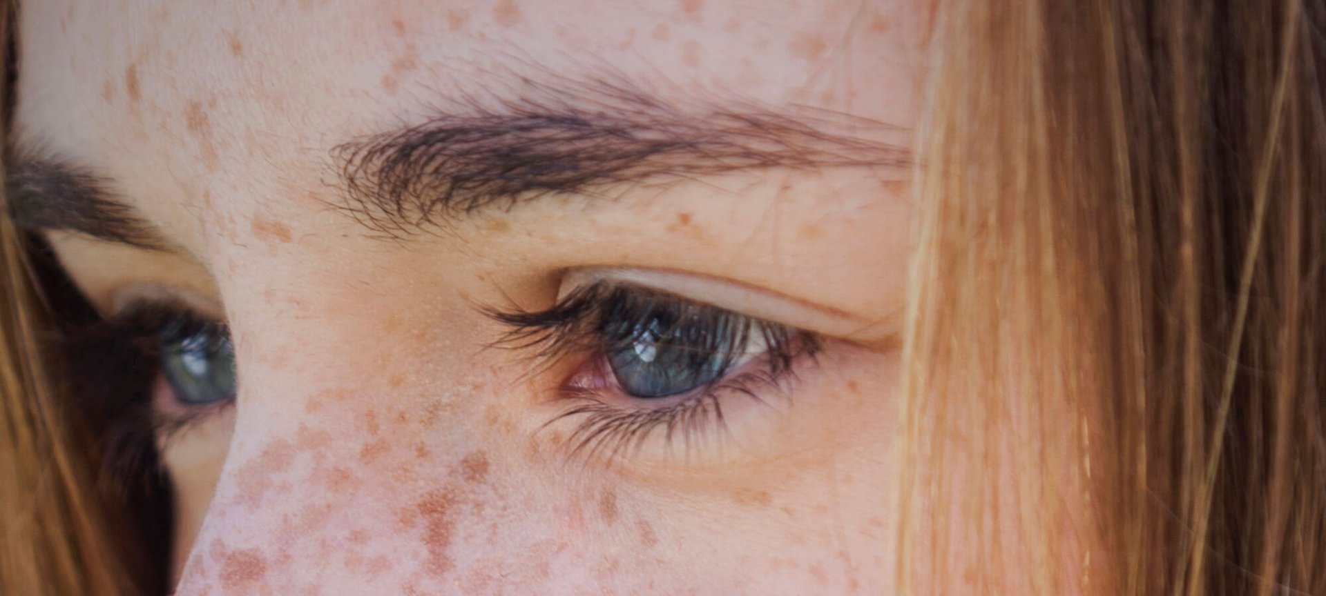 從5個地方下手改變護膚程序，使雙眸煥發光采（標題）