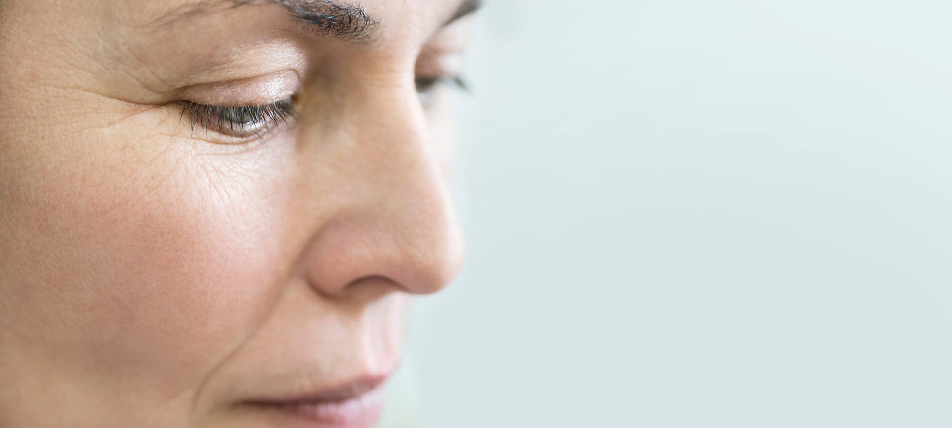 玻尿酸——肌膚的不老源泉（標題）